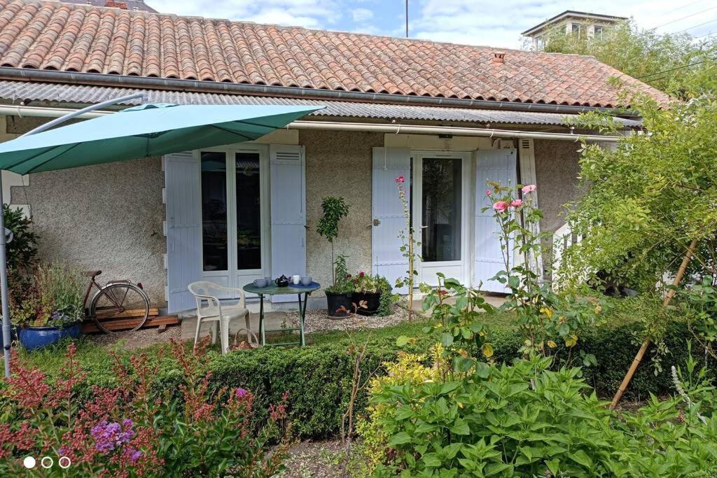 Un Paradis De Verdure En Plein Centre Ville Périgueux Zewnętrze zdjęcie